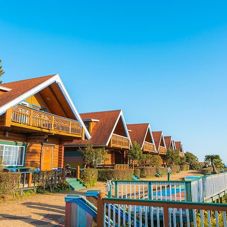 Jungmun Log Pension & Resort Согвипхо Экстерьер фото