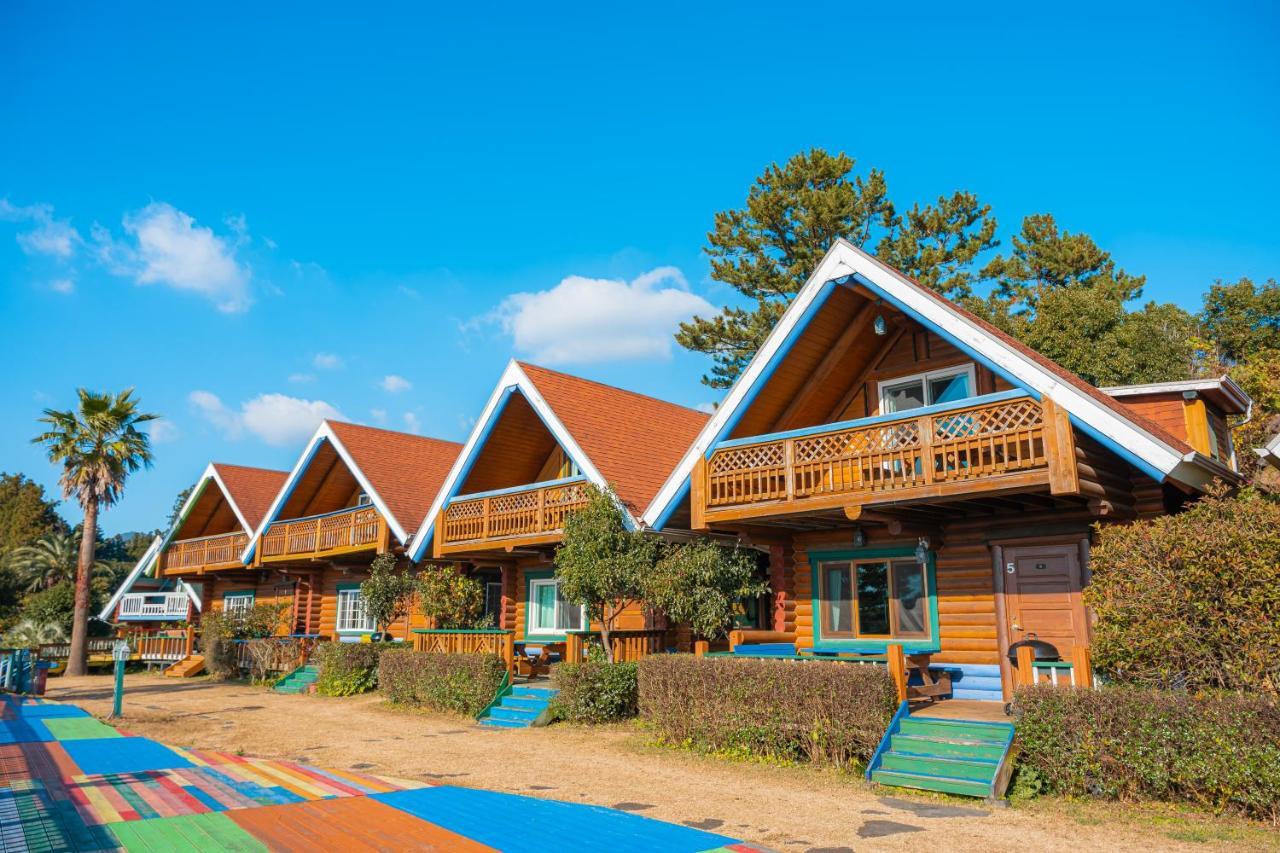 Jungmun Log Pension & Resort Согвипхо Экстерьер фото