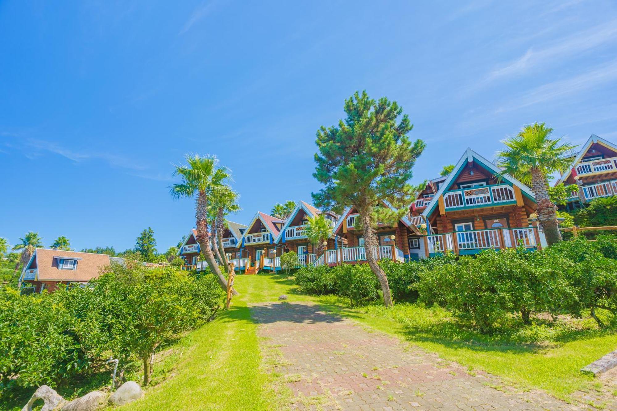 Jungmun Log Pension & Resort Согвипхо Экстерьер фото
