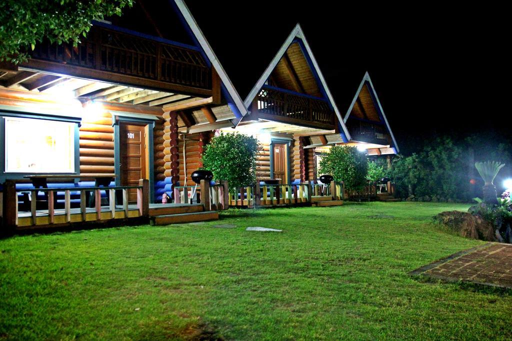 Jungmun Log Pension & Resort Согвипхо Экстерьер фото