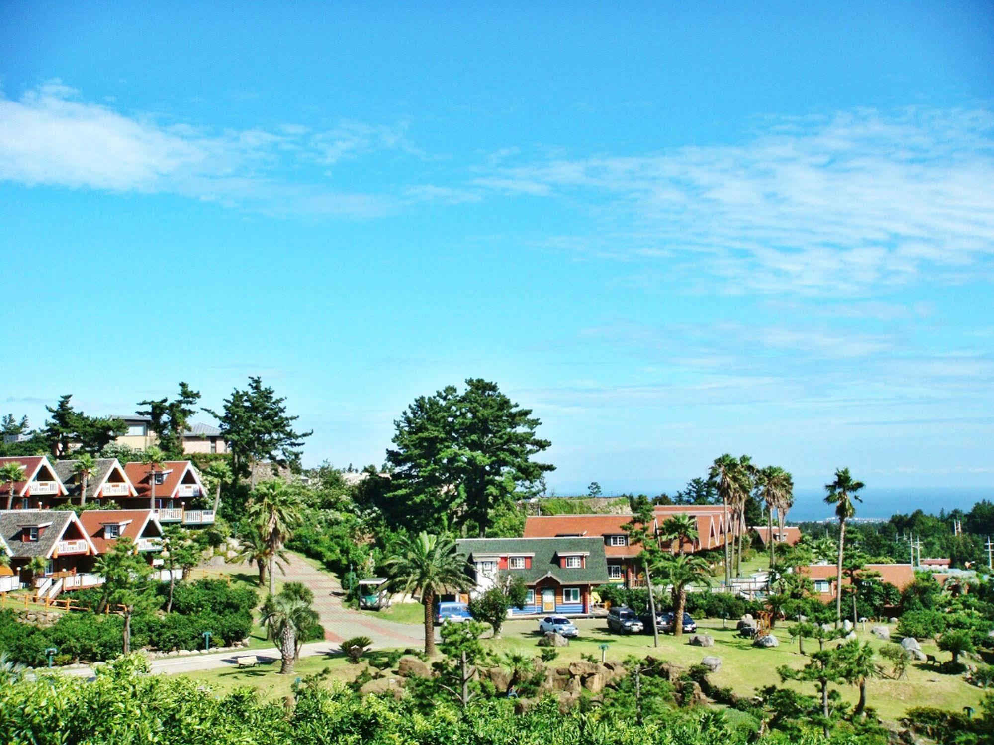 Jungmun Log Pension & Resort Согвипхо Экстерьер фото