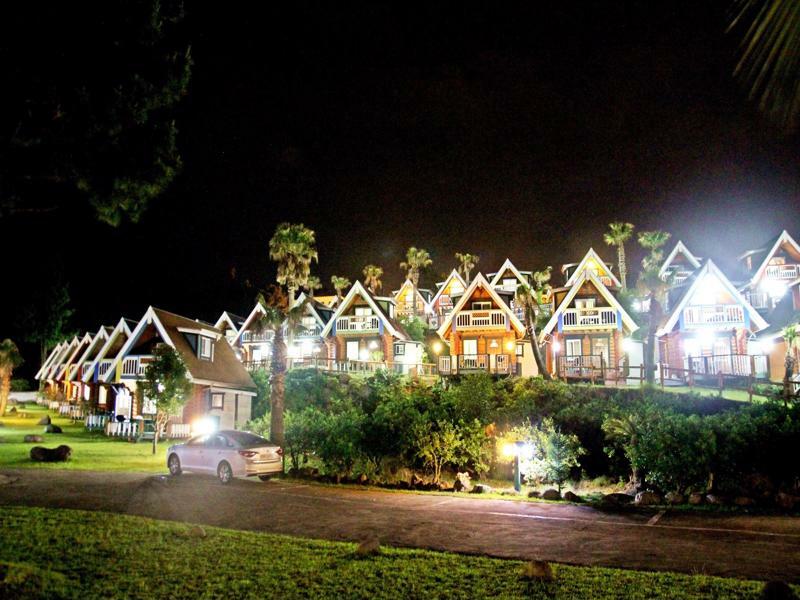 Jungmun Log Pension & Resort Согвипхо Экстерьер фото